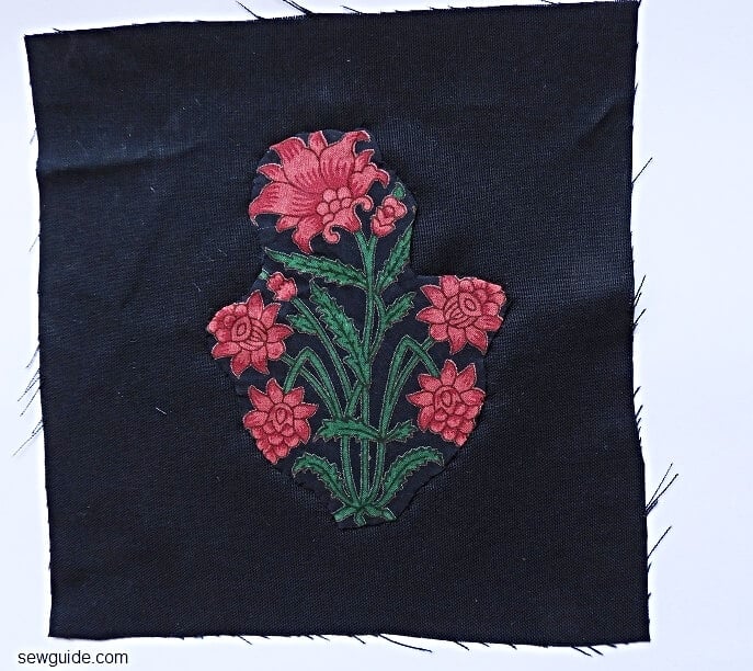 Block made by sewing the applique piece