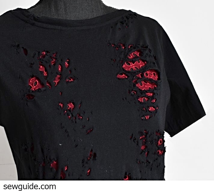 peekaboo on ablack tshirt