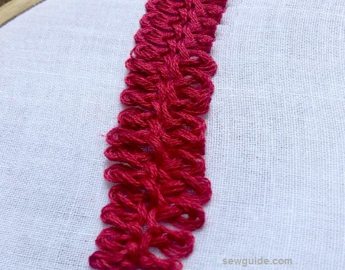 Rosette Chain Stitch Border