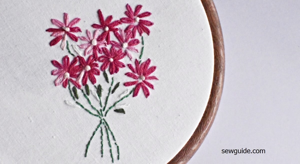 floral enbroidery with lazy daisy stitches
