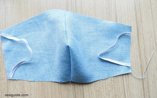 keep the elastic along the sides and baste stitch in place