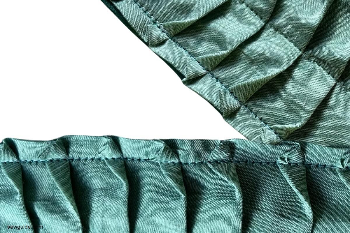 pleated trims