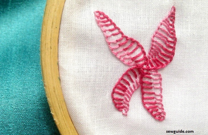 Blanket stitch flowers