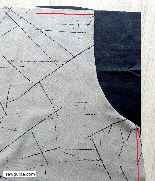 The other pocket fabric kept under the pocket edge