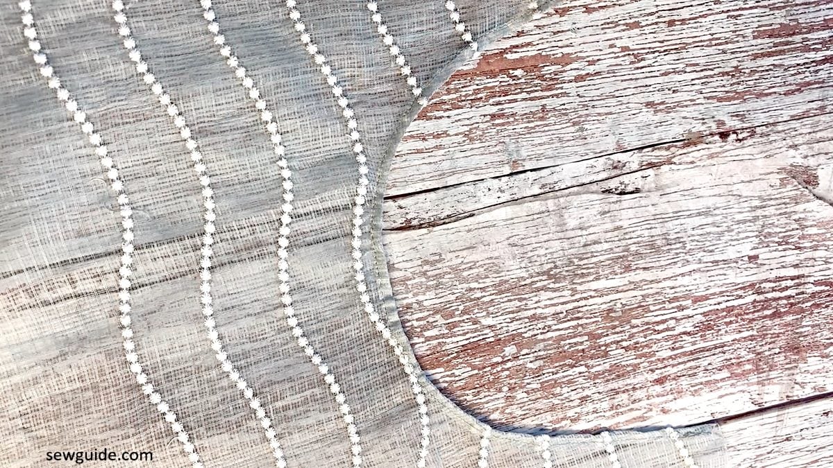 narrow edge finish for see through neckline 