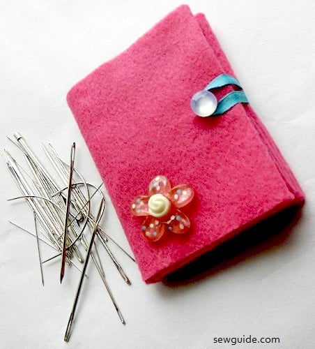how to make a needle book to store needles