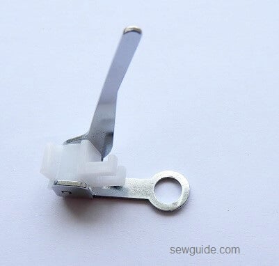 pressure feet of sewing machine  -darning foot