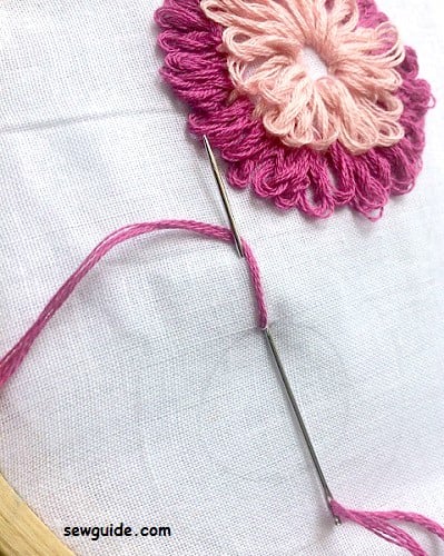 rosette chain stitch
