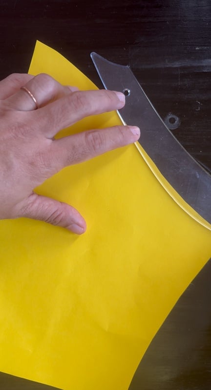 mark the armhole curve