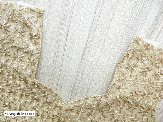 Top stitch the swettheart neckline