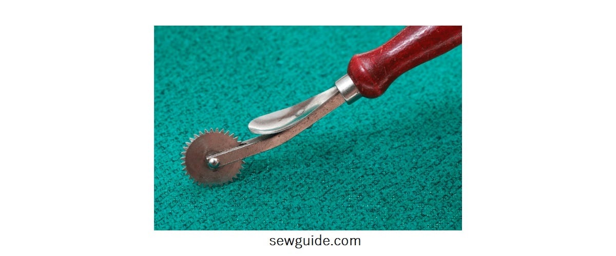 tracing wheel used to transfer embroidery designs