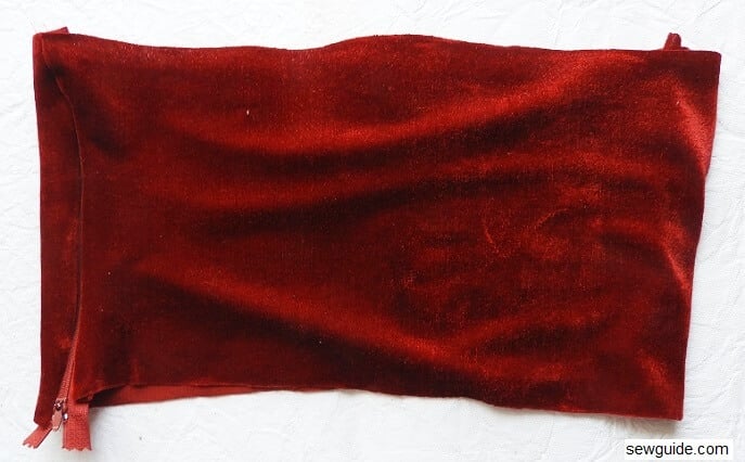 zipper attached on the tube top