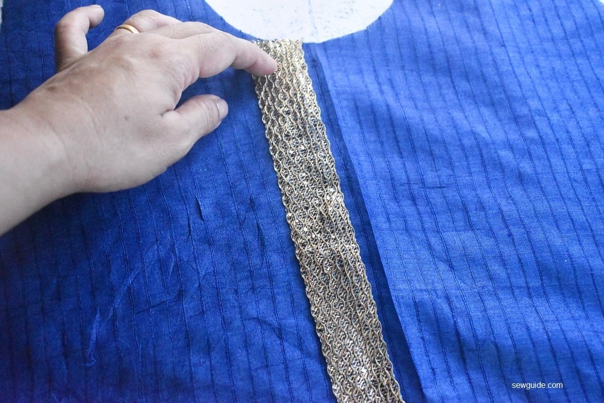 trim placed on the neckline